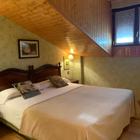 Hospederia La Canada Hotel Moralzarzal Buitenkant foto